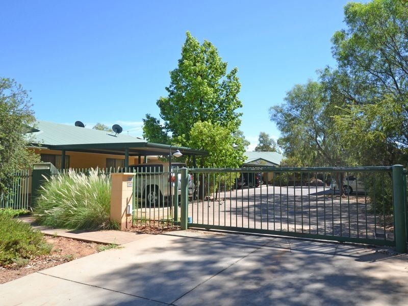 Unit 4/1 Tilmouth Court, Gillen NT 0870