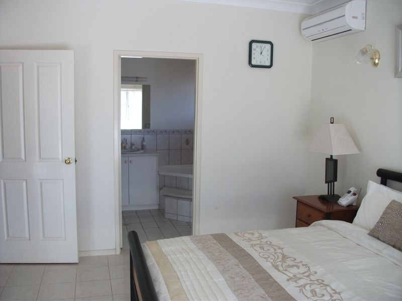 106 Cromwell Drive, Desert Springs NT 0870