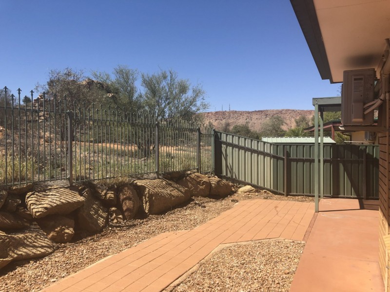 24 Diarama Close, Araluen NT 0870
