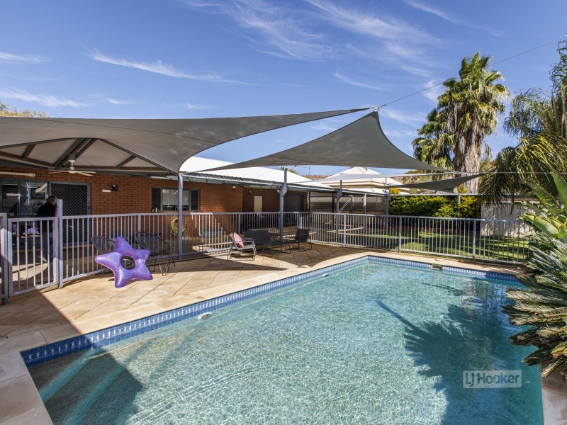 104 Lyndavale Drive, Larapinta NT 0875