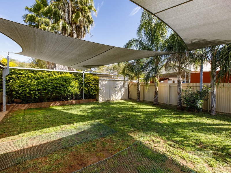 104 Lyndavale Drive, Larapinta NT 0875