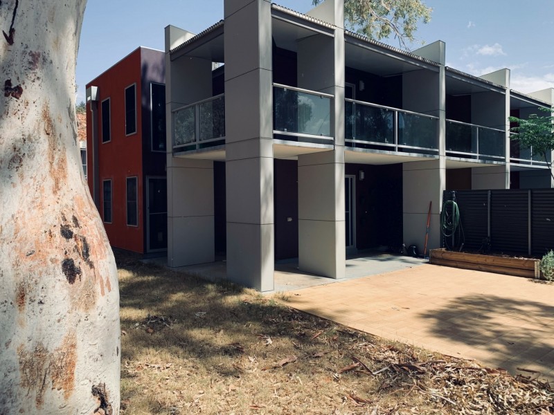 Unit 20/70 Palm Circuit, Ross NT 0870