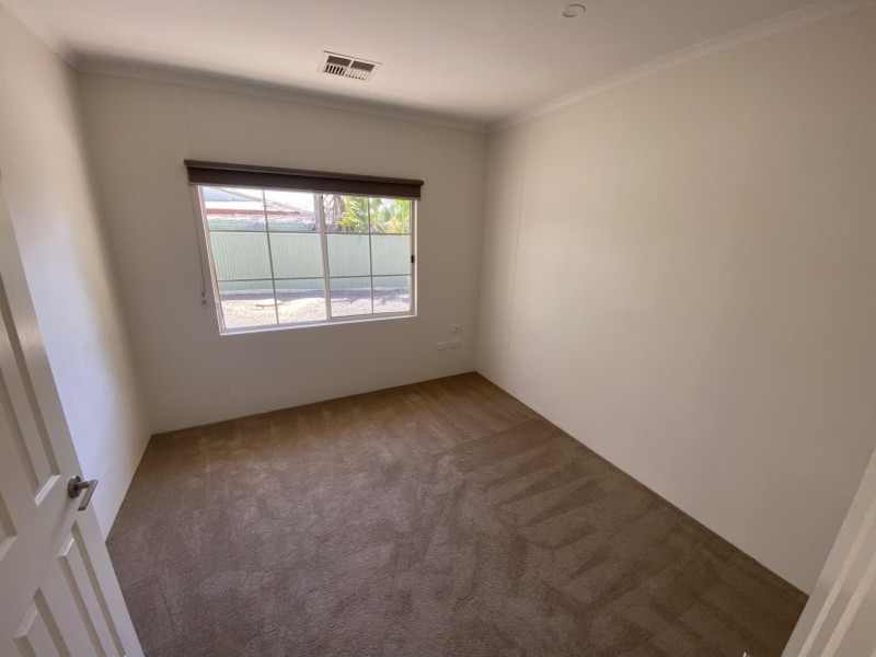 5 Cromwell Drive, Desert Springs NT 0870