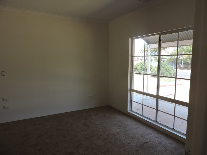 5 Cromwell Drive, Desert Springs NT 0870