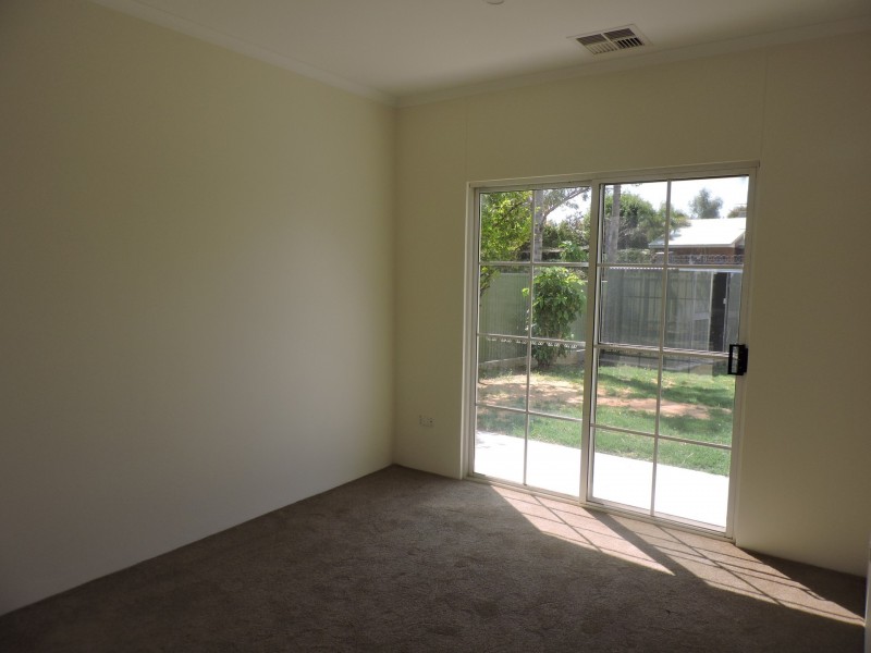 5 Cromwell Drive, Desert Springs NT 0870