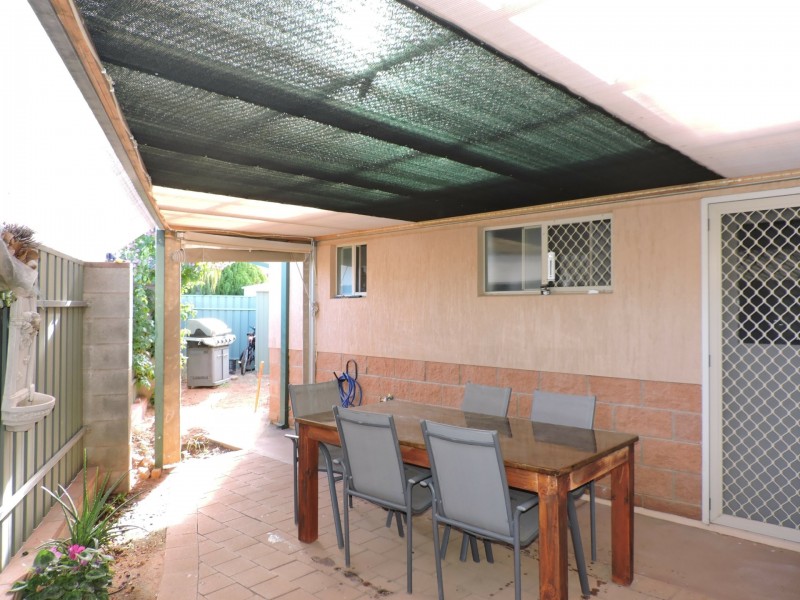 Unit 1/1 Diarama Close, Araluen NT 0870