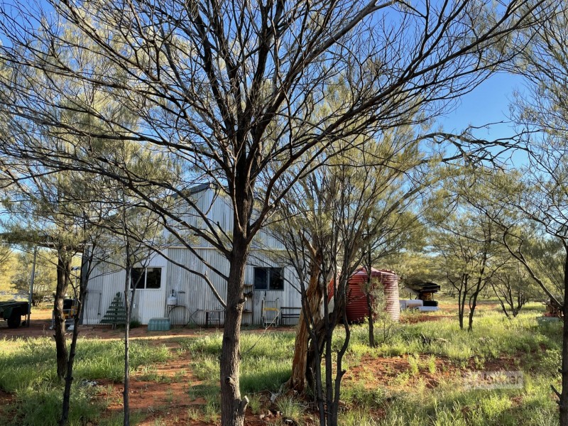 17 Minahan Road, Ross NT 0870