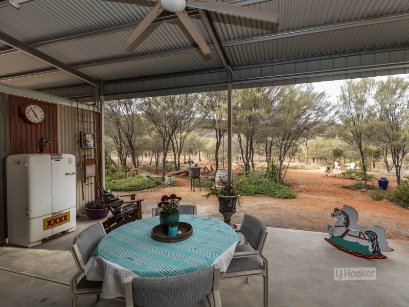 17 Minahan Road, Ross NT 0870