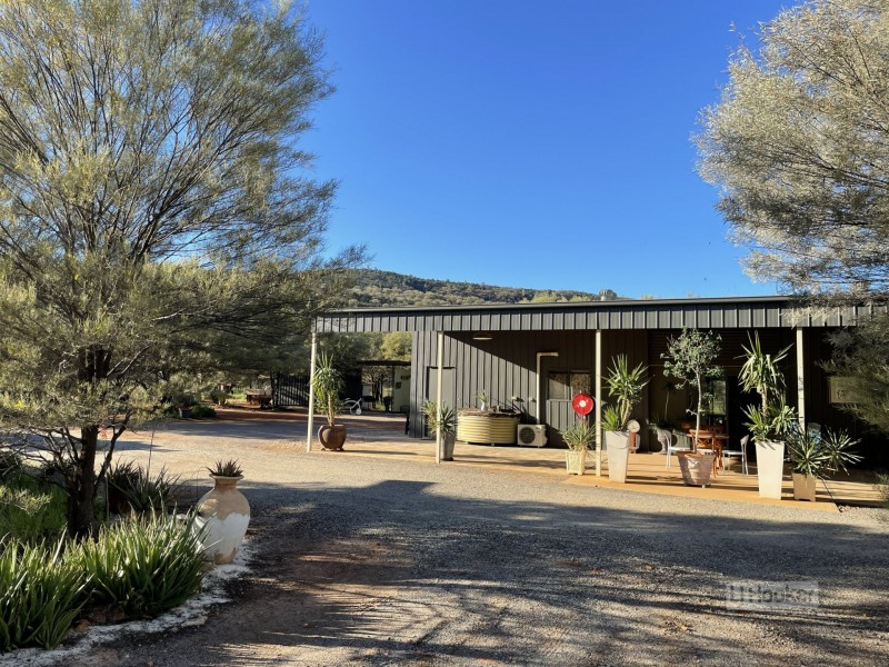 17 Minahan Road, Ross NT 0870