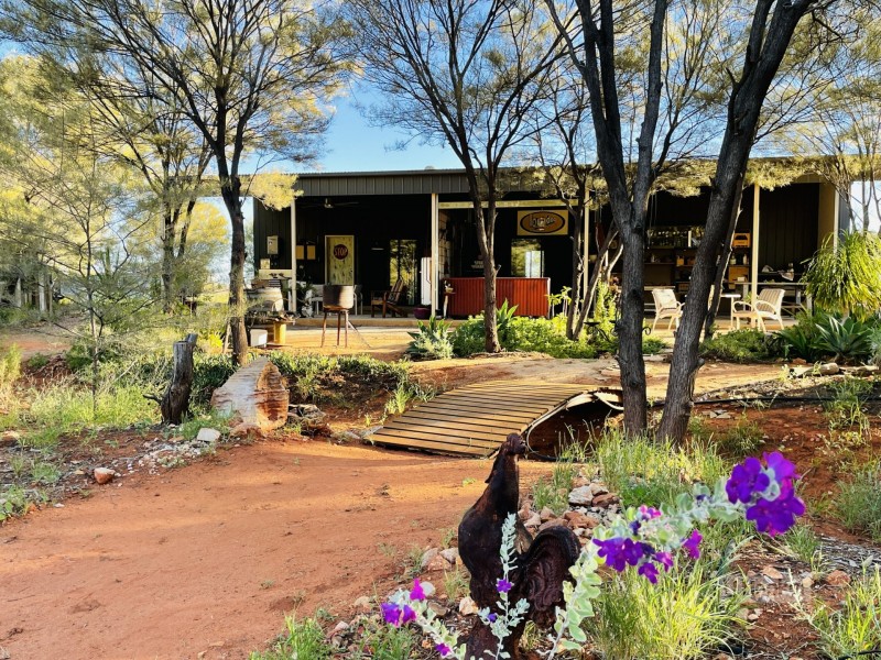 17 Minahan Road, Ross NT 0870