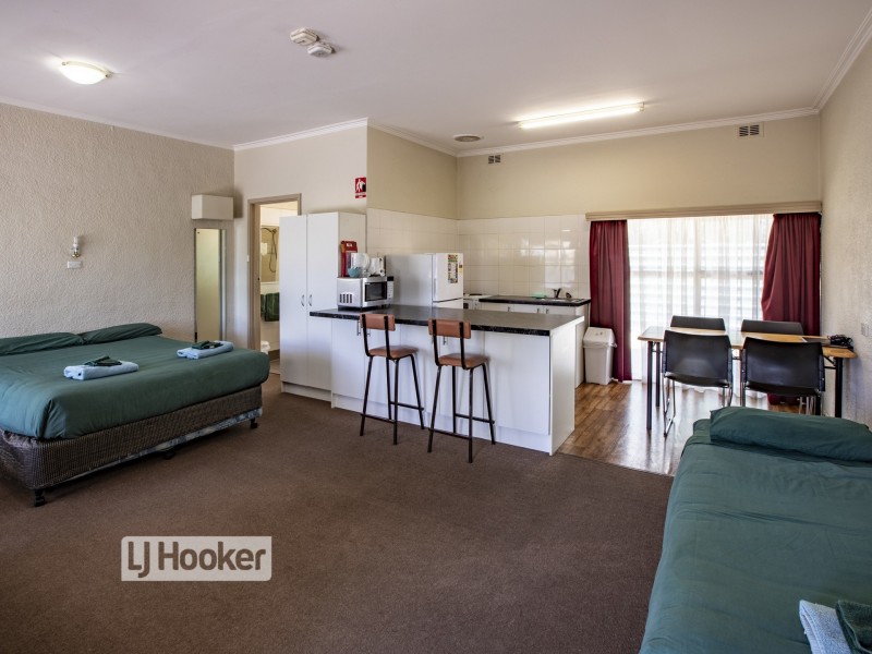 25 Undoolya Road, East Side NT 0870