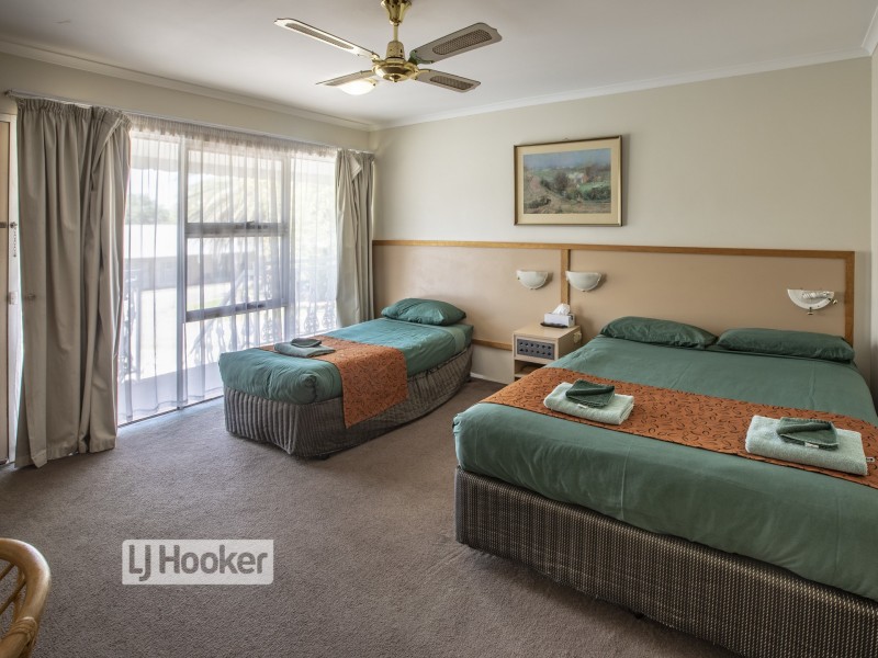 25 Undoolya Road, East Side NT 0870