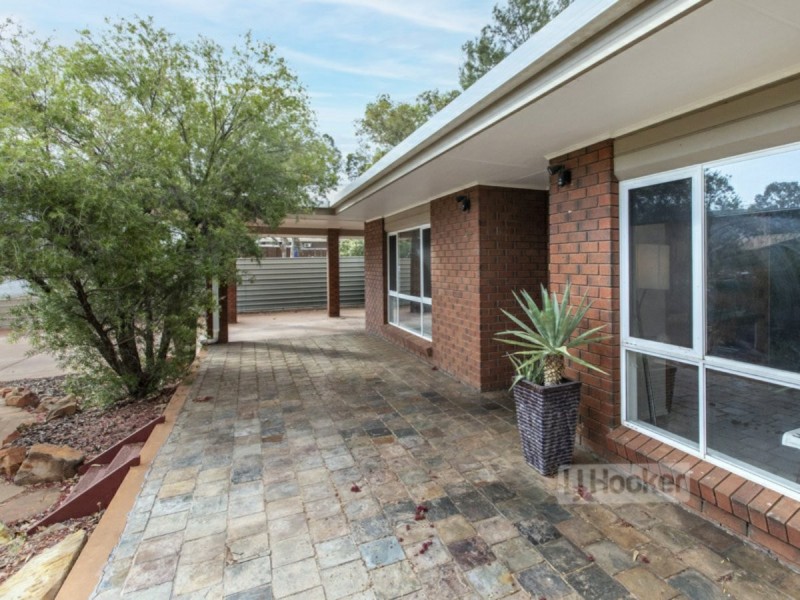 12 Battarbee Street, Araluen NT 0870
