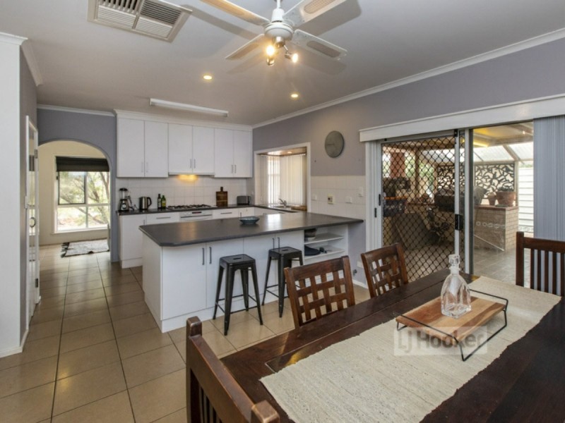 12 Battarbee Street, Araluen NT 0870