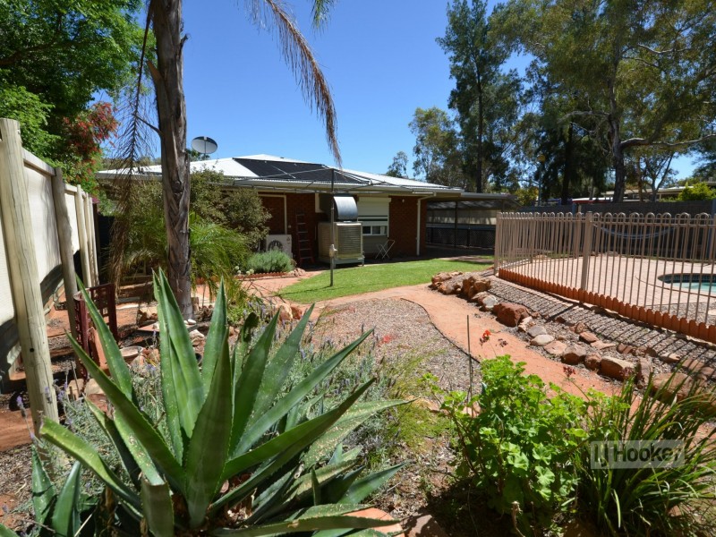 12 Battarbee Street, Araluen NT 0870
