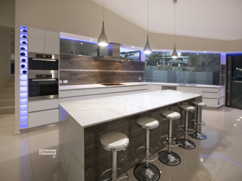 9 Range Crescent, Desert Springs NT 0870