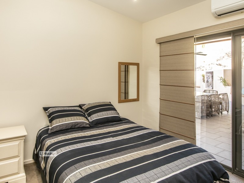 9 Range Crescent, Desert Springs NT 0870