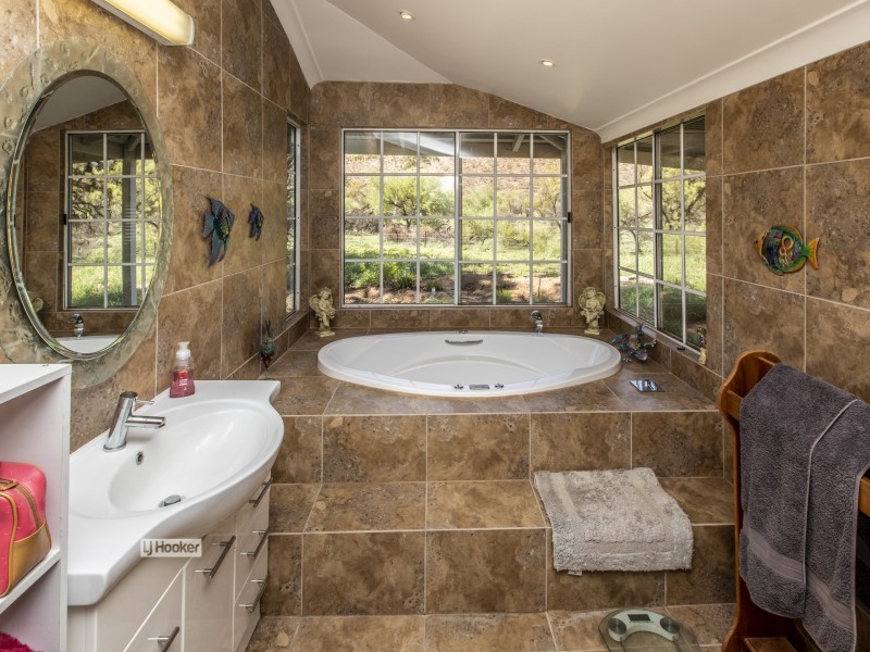1075 Ilparpa Road, White Gums NT 0870