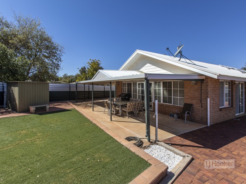 17 Plumbago Crescent, Sadadeen NT 0870