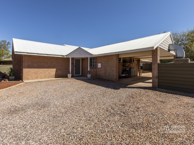 17 Plumbago Crescent, Sadadeen NT 0870