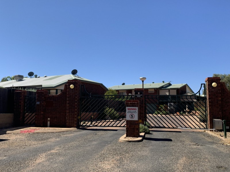 14/6 Caterpillar Court, Desert Springs NT 0870