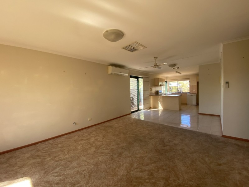 14/6 Caterpillar Court, Desert Springs NT 0870