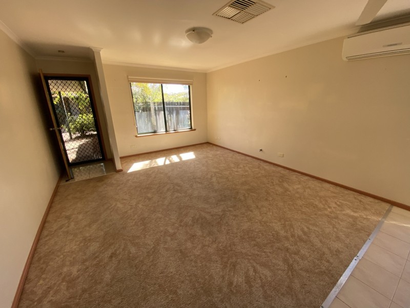14/6 Caterpillar Court, Desert Springs NT 0870