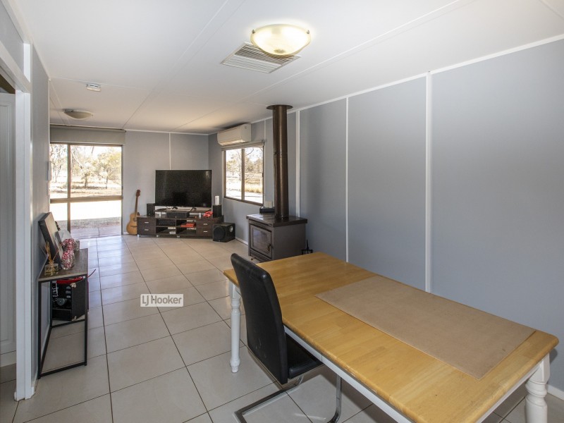 24 Grasstree Road, Connellan NT 0870