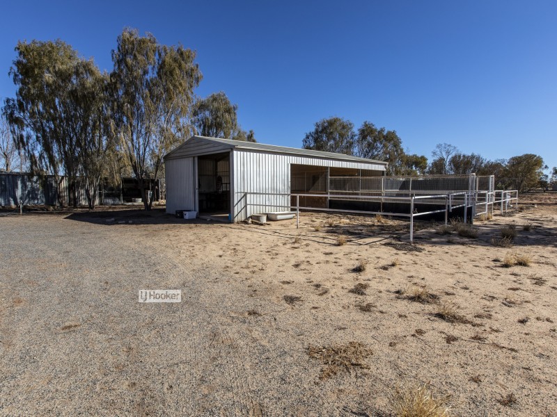 24 Grasstree Road, Connellan NT 0870