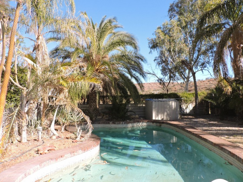 28 The Fairway, Desert Springs NT 0870