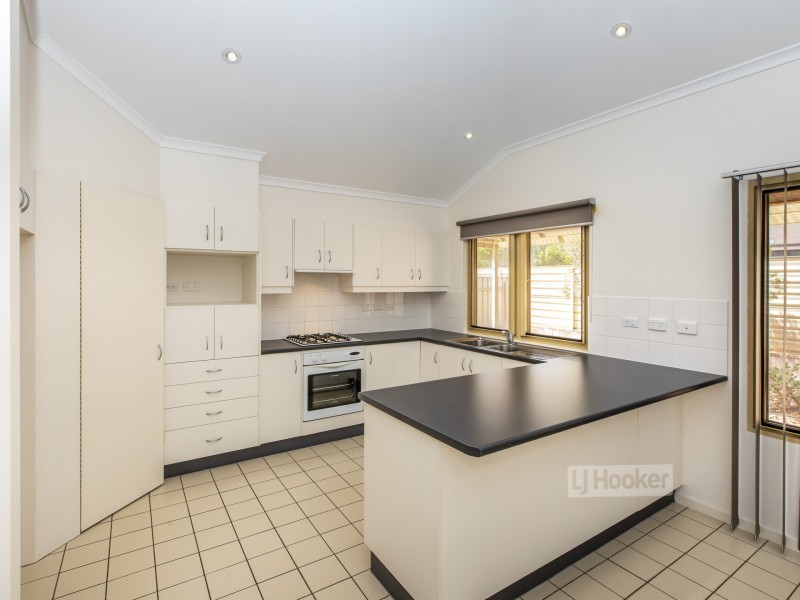 14 Clough Place, Mount Johns NT 0870
