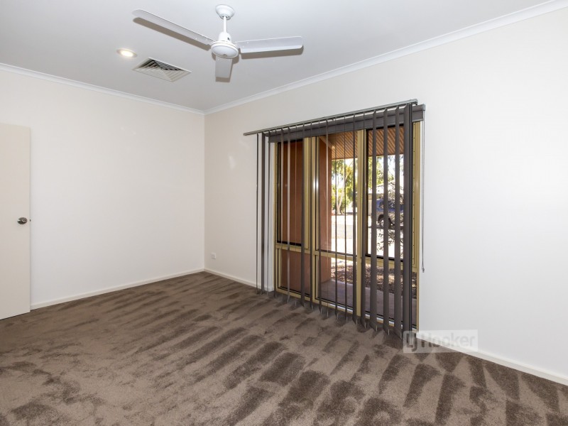 14 Clough Place, Mount Johns NT 0870