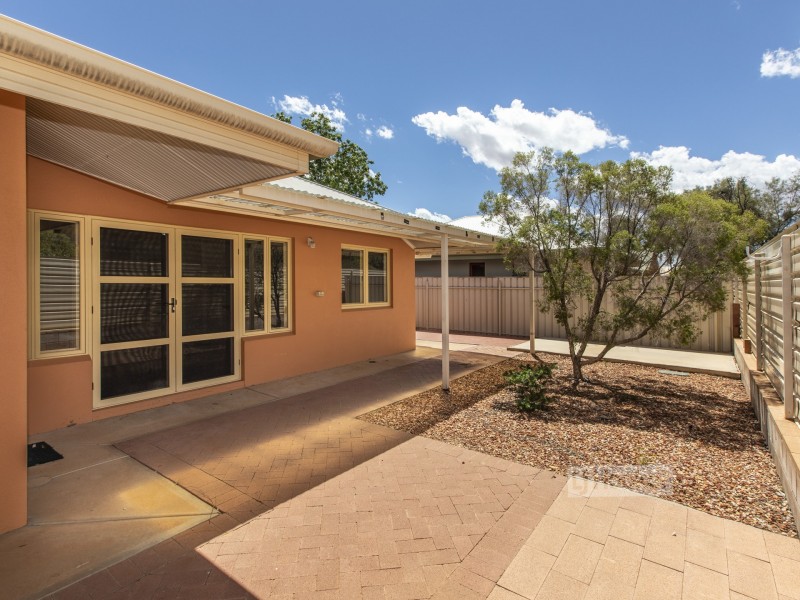 14 Clough Place, Mount Johns NT 0870