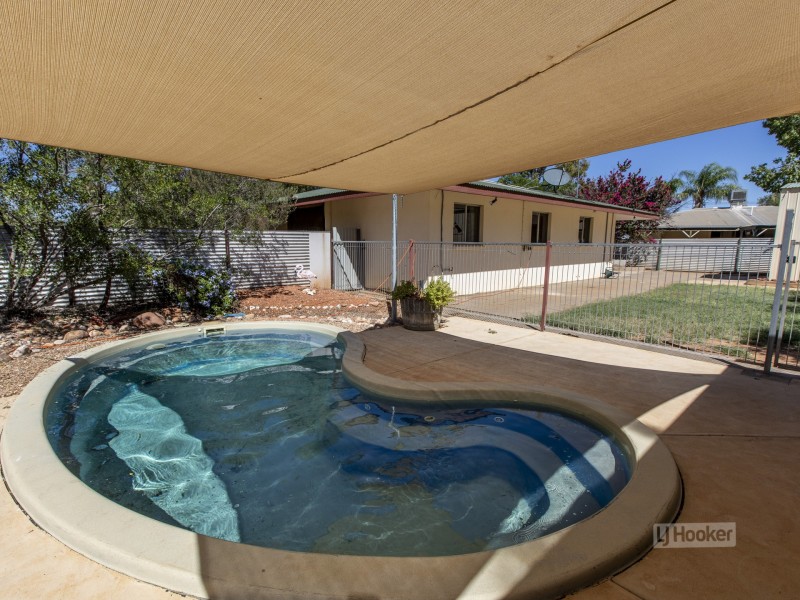 9 Abrahams Crescent, Braitling NT 0870