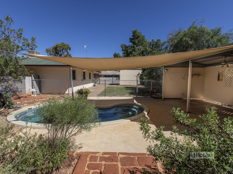 9 Abrahams Crescent, Braitling NT 0870