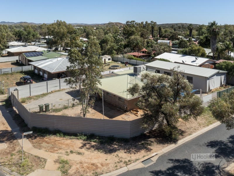 50 Kilgariff Crescent, Sadadeen NT 0870