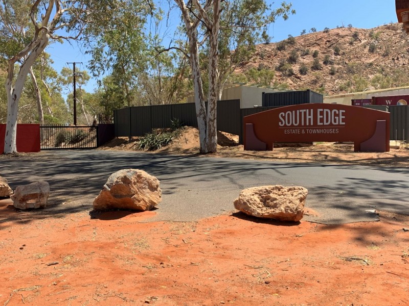 Unit 20/70 Palm Circuit, Ross NT 0870