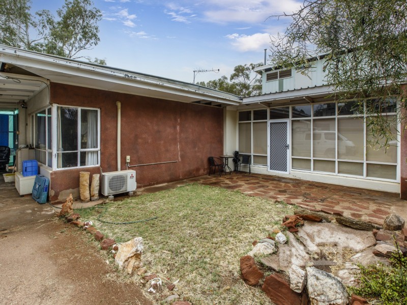 11 Winnecke Avenue, East Side NT 0870