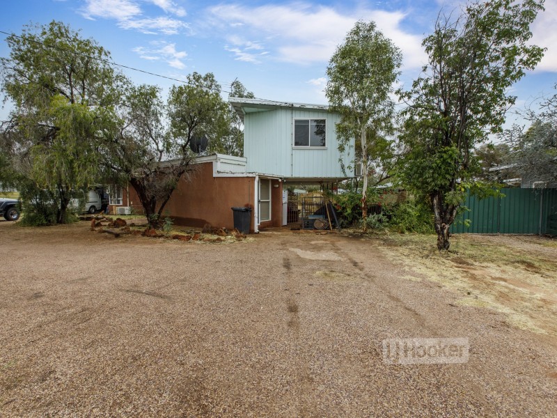 11 Winnecke Avenue, East Side NT 0870