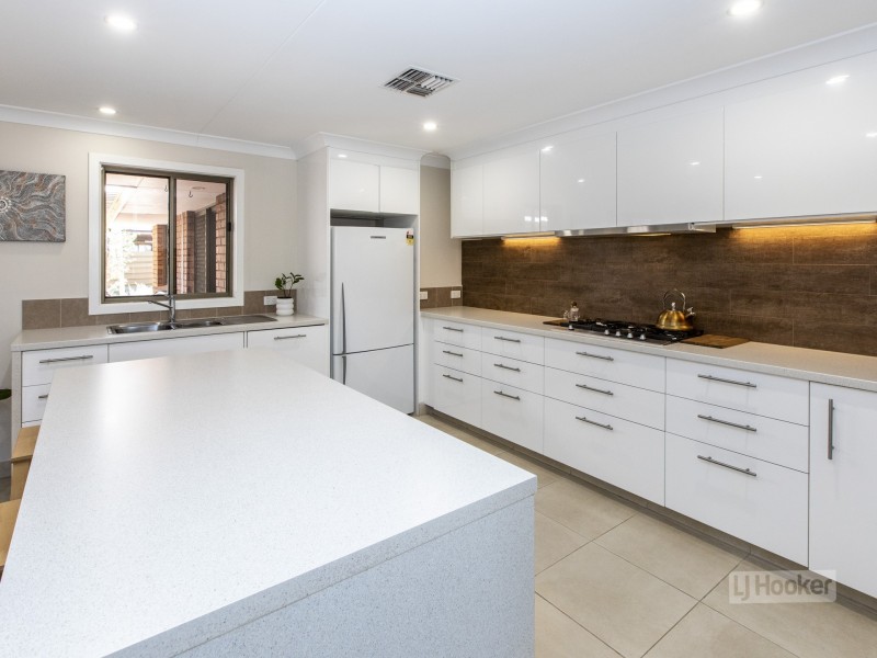 1 Nardoo Court, Sadadeen NT 0870