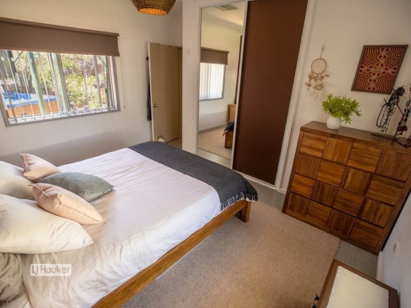 15 Grant Road, Larapinta NT 0875