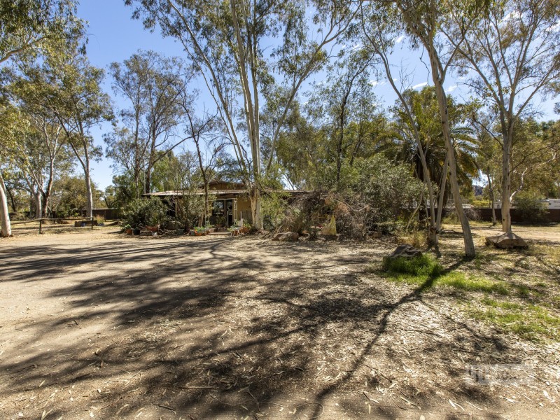 53 Ross Highway, Ross NT 0870