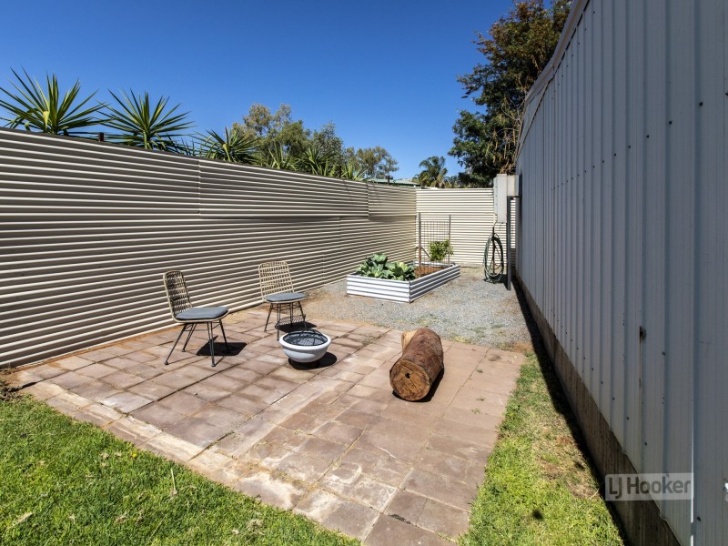 144 Dixon Road, Braitling NT 0870