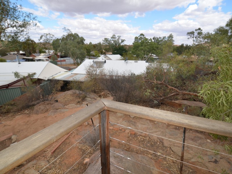 7 Lander Court, Larapinta NT 0875