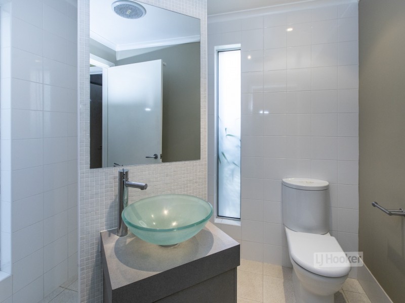 6 Coppock Court, Desert Springs NT 0870