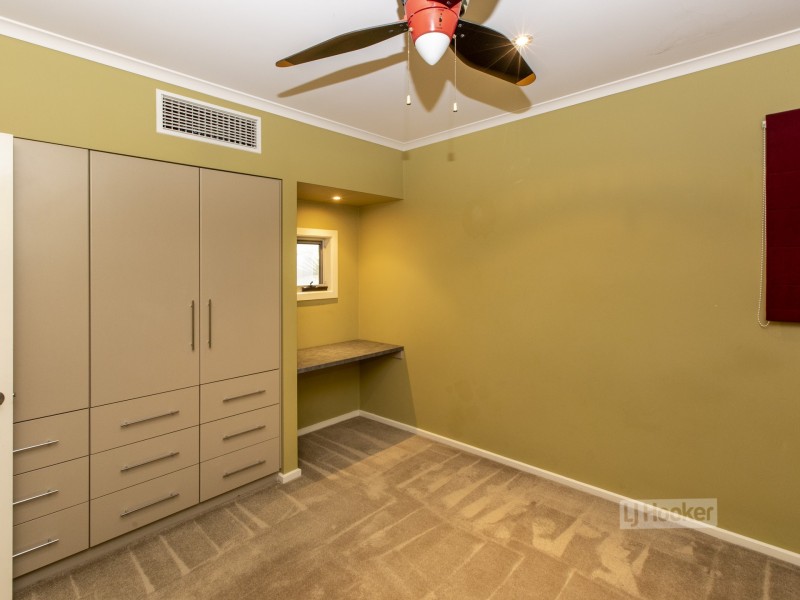 6 Coppock Court, Desert Springs NT 0870