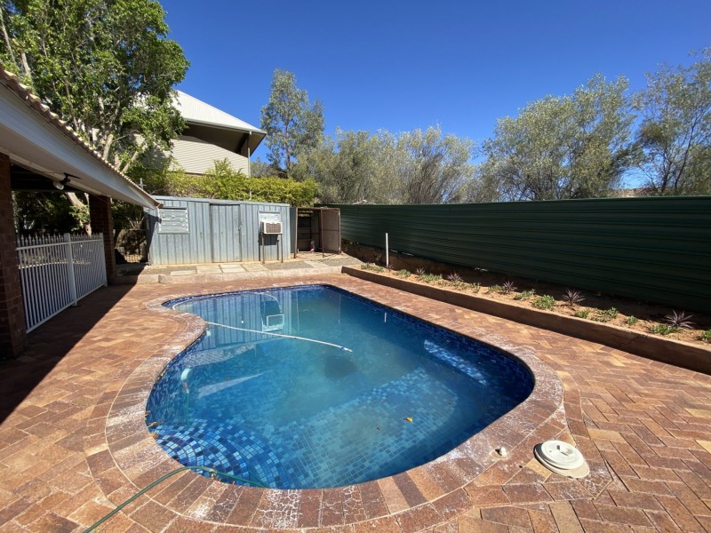 12 Zeil Street, Araluen NT 0870