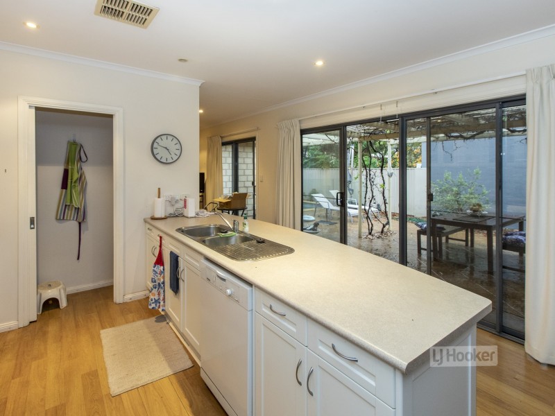 4 Reus Court, East Side NT 0870