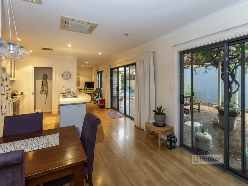4 Reus Court, East Side NT 0870