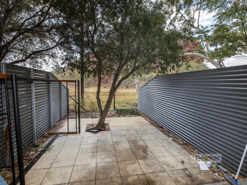 18/70 Palm Circuit, Ross NT 0870